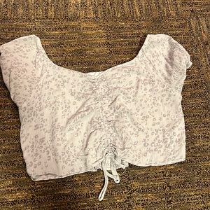 Gray crop top with adjustable tie